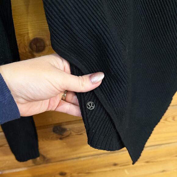 Lululemon Wrap It Back Sweater Black Size 4 - Picture 3 of 5